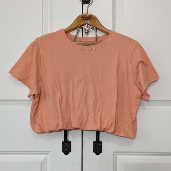 Free People T-Shirt Women's Small Pink Peach Crop Top Elastic Hem Cotton Loose  - Picture 1 of 6